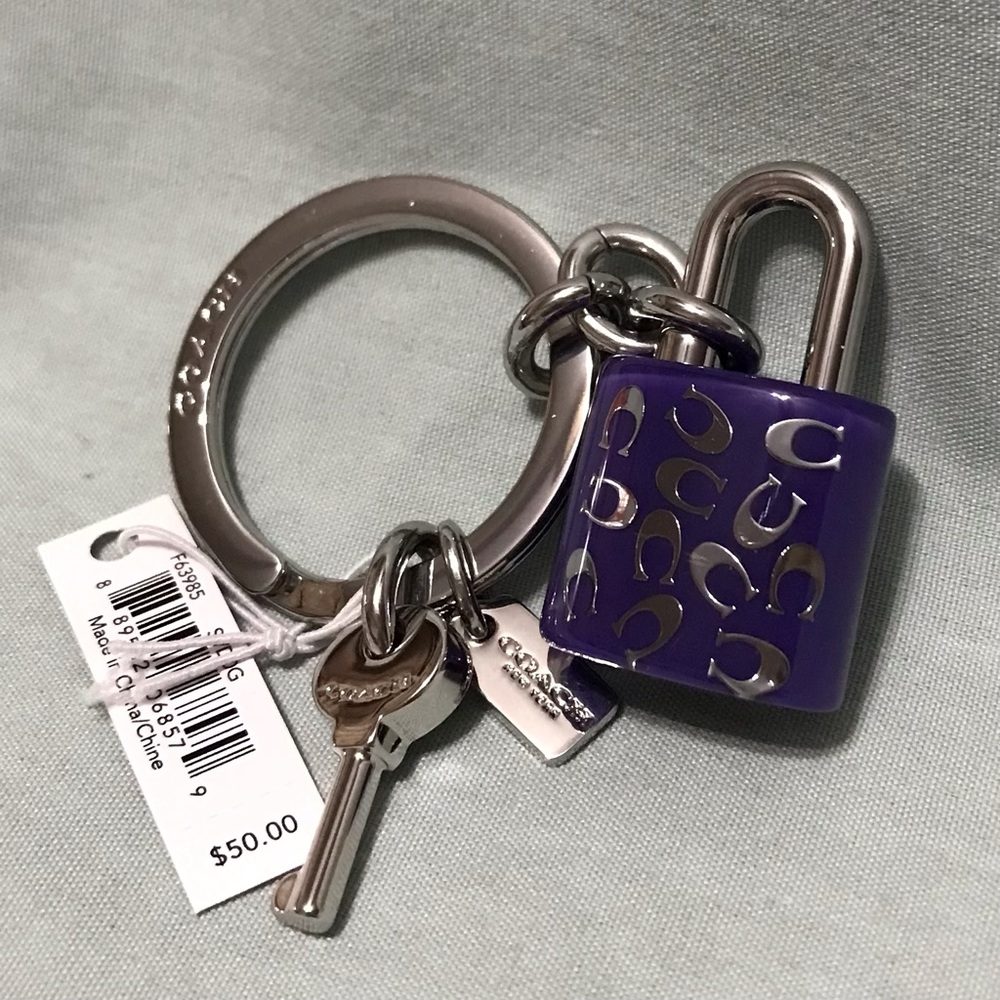 NWT Coach 63985 Keychain Key Fob Ring Purple Lock And Key Charm.  KC1